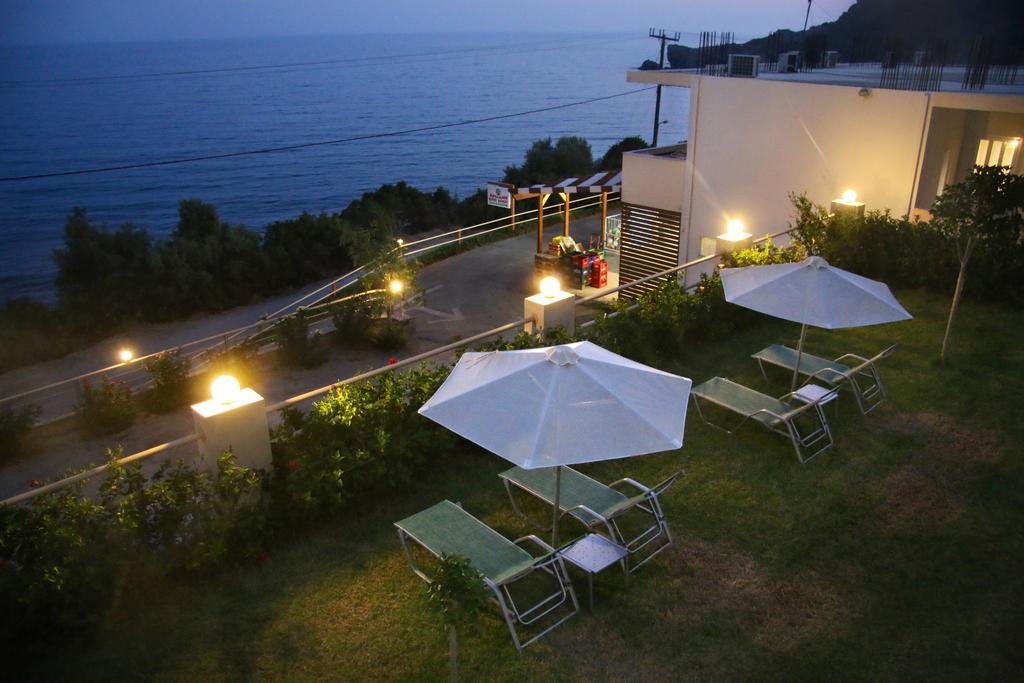 Santa Marina Apartments Rodakino Zewnętrze zdjęcie