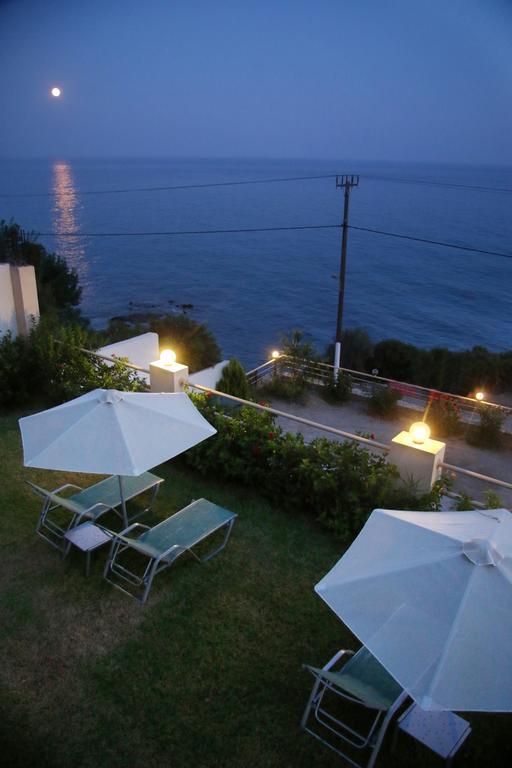Santa Marina Apartments Rodakino Zewnętrze zdjęcie