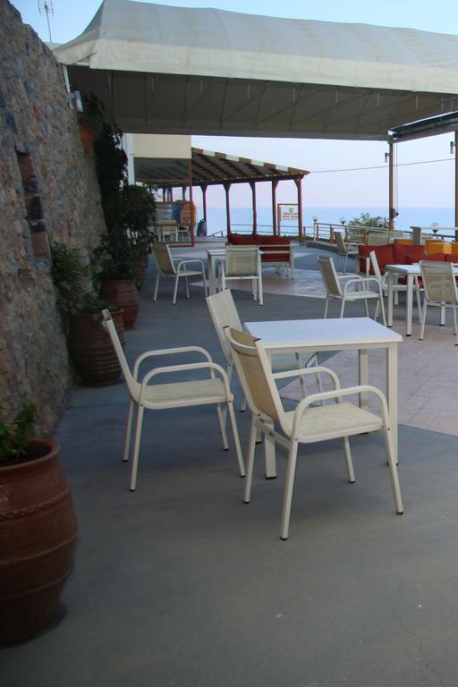 Santa Marina Apartments Rodakino Zewnętrze zdjęcie