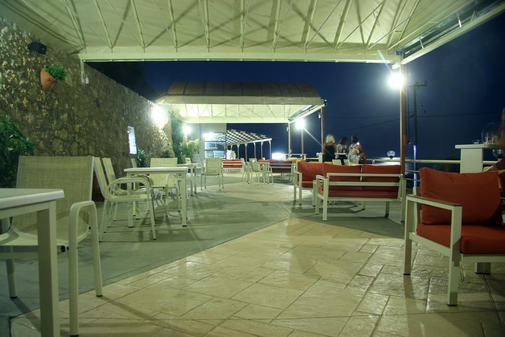 Santa Marina Apartments Rodakino Zewnętrze zdjęcie