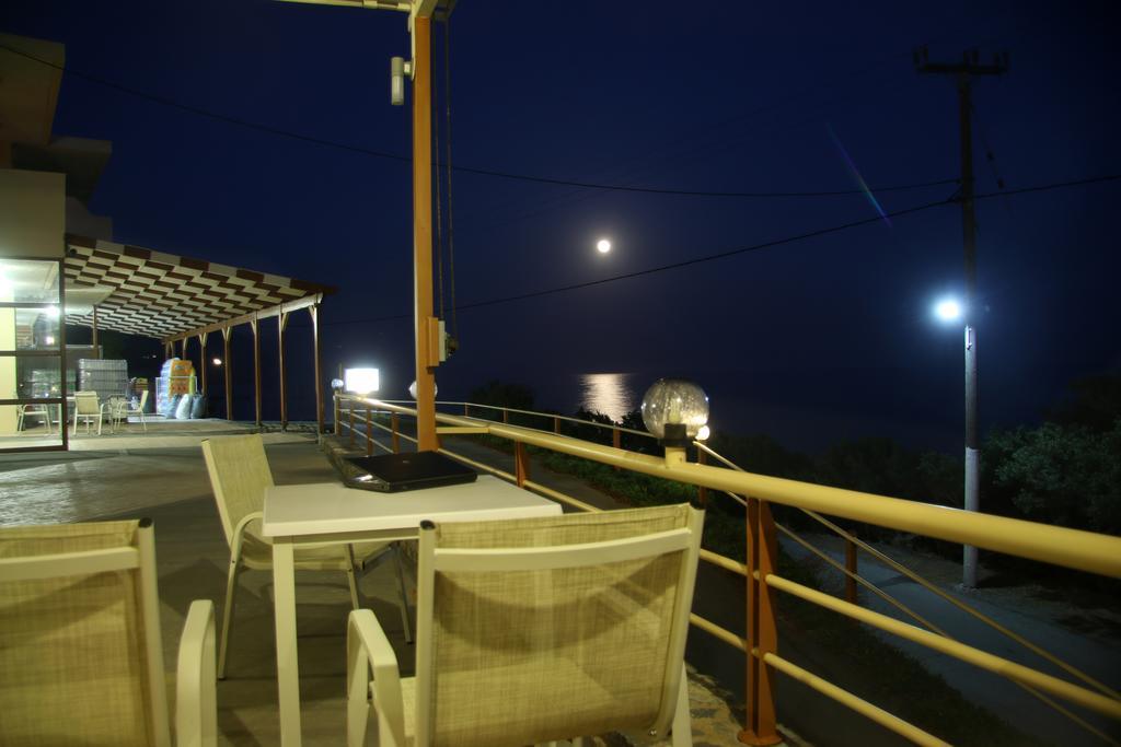 Santa Marina Apartments Rodakino Zewnętrze zdjęcie