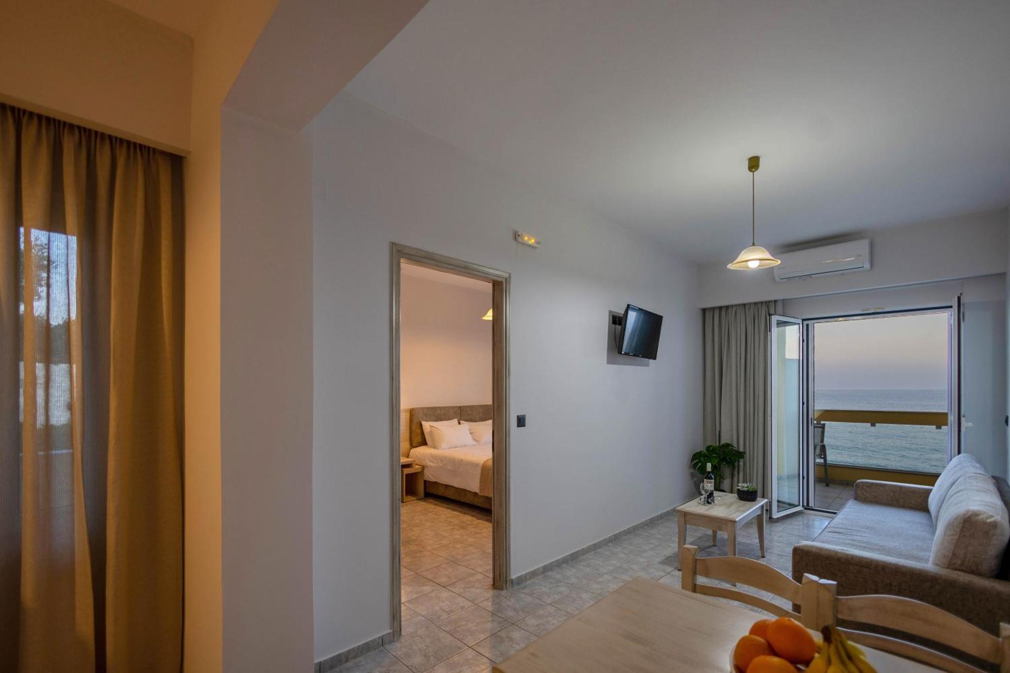 Santa Marina Apartments Rodakino Zewnętrze zdjęcie